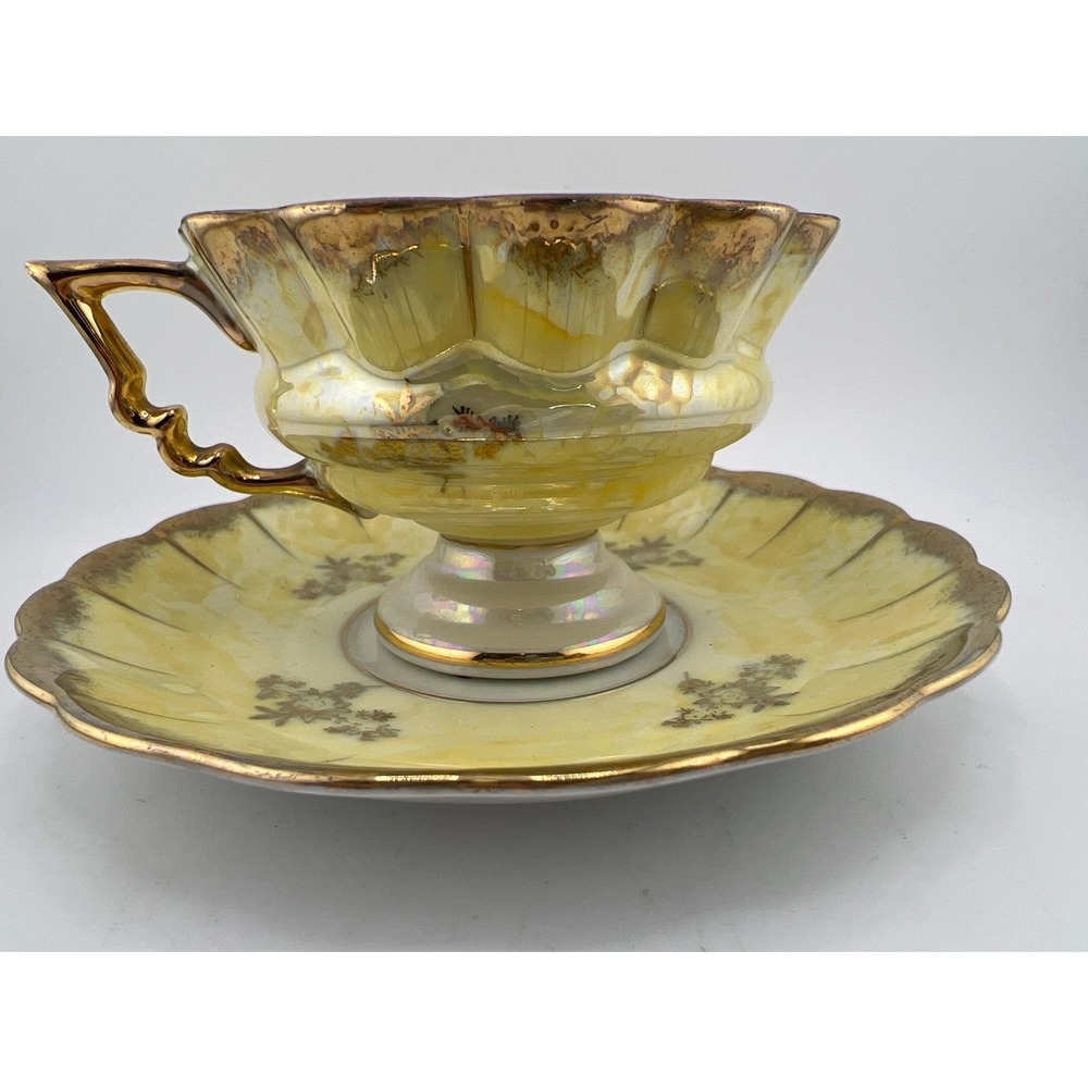 Vintage Cup Saucer Yellow Gold‎ Hand Painted Japan Fan Crest